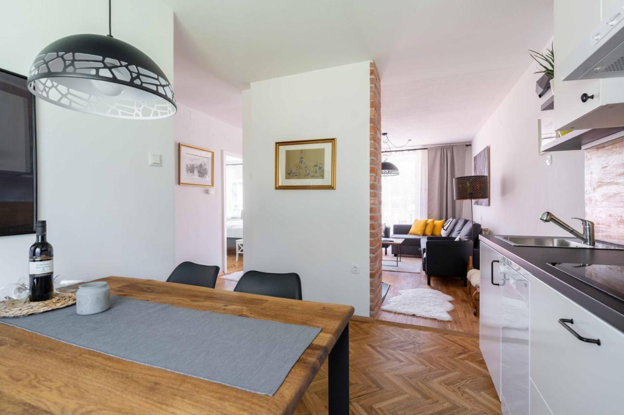 Apartma Pecek Kranjska Gora Appartement Buitenkant foto