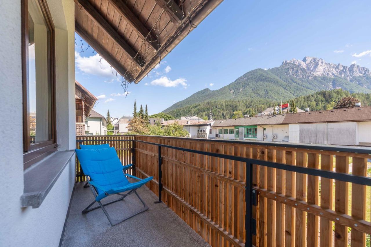 Apartma Pecek Kranjska Gora Appartement Buitenkant foto