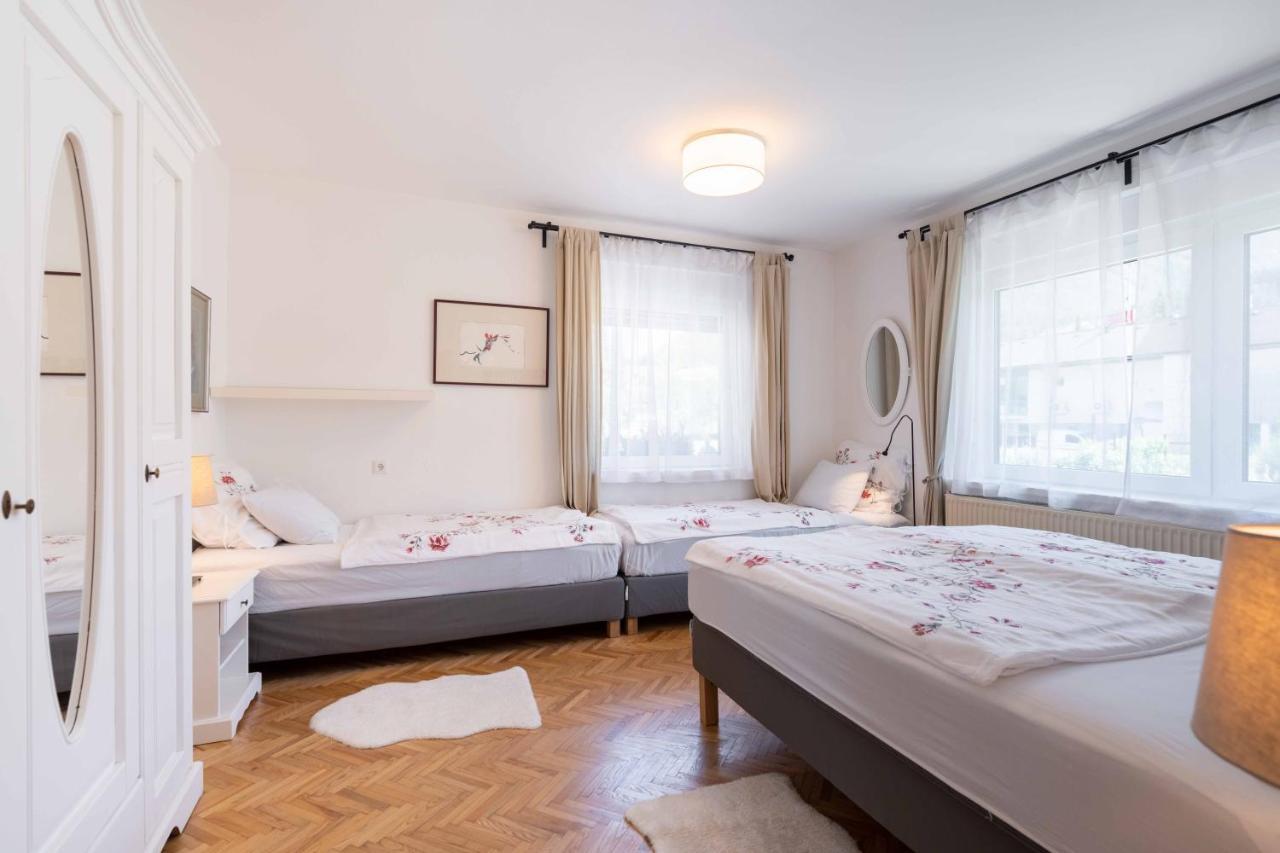 Apartma Pecek Kranjska Gora Buitenkant foto